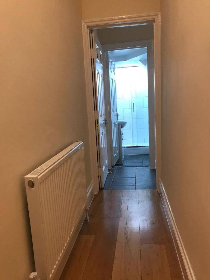 Willesden Lodge Guest House Londra Esterno foto